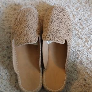 Leopard espadrille mules